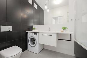 1 Bedroom Apartment Sarmacka by Renters