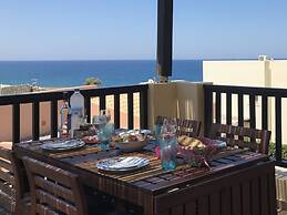 Tim's Place apt 10- 5min On Foot From The Beach