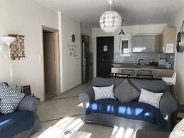 Tim's Place apt 10- 5min On Foot From The Beach