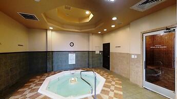 Regal Getaway 4 Bedroom Townhouse by RedAwning