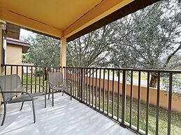 Regal Getaway 4 Bedroom Townhouse by RedAwning