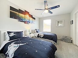 American Dream 6 Bedroom Home by RedAwning