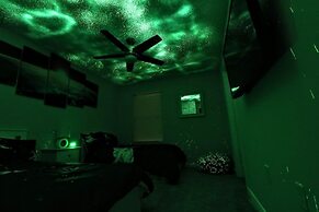 American Dream 6 Bedroom Home by RedAwning