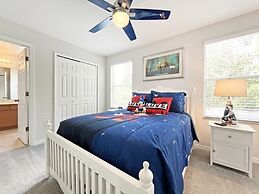 American Dream 6 Bedroom Home by RedAwning