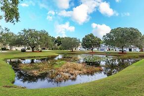 Family Dream 5 Bedroom Home by RedAwning