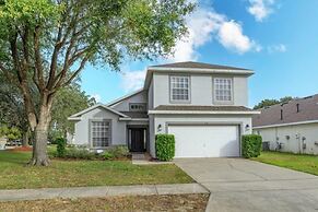 Family Dream 5 Bedroom Home by RedAwning