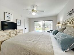 Family Dream 5 Bedroom Home by RedAwning