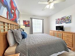 Family Dream 5 Bedroom Home by RedAwning