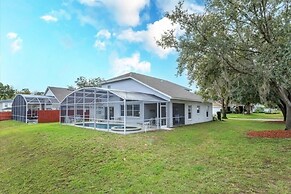 Family Dream 5 Bedroom Home by RedAwning