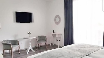 Hotel Csopak Resort & Lake