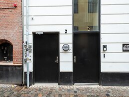 Sanders Leaves - 2bdr Apt With Shared Roof Terrace