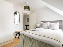 Sanders Leaves - 2bdr Apt With Shared Roof Terrace