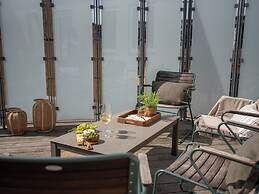 Sanders Leaves - 2bdr Apt With Shared Roof Terrace