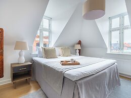 Sanders Leaves - 2bdr Apt With Shared Roof Terrace