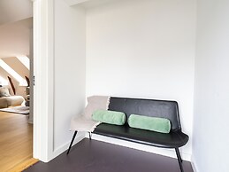 Sanders Leaves - 2bdr Apt With Shared Roof Terrace