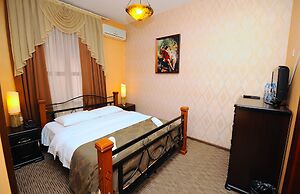 Old Castello Hotel And Sheesha Cafe