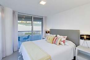 Oceana Suites Isabel