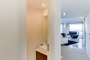 Oceana Suites Isabel