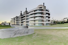 Oceana Suites Isabel
