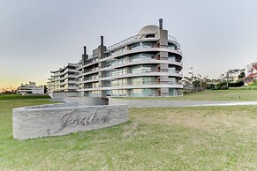 Oceana Suites Isabel