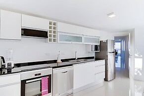 Oceana Suites Isabel