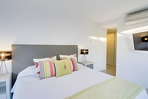 Oceana Suites Isabel
