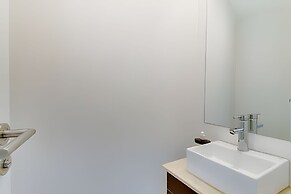 Oceana Suites Isabel