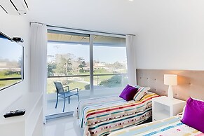 Oceana Suites Isabel