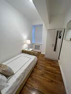 Captivating 4-bed Apartment in London