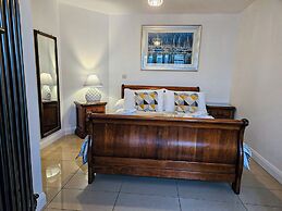 Bayview Holiday Home