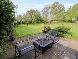 The Hideaway @ Waverton Villa