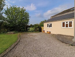 The Hideaway @ Waverton Villa