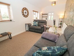 The Hideaway @ Waverton Villa