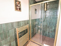 The Hideaway @ Waverton Villa