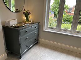 1bedapt Privateestate W/free Parking - 10mintocity