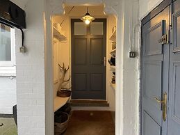 1bedapt Privateestate W/free Parking - 10mintocity