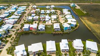 Villa Laguna - Pet Friendly! Beach Gear Credit Included!