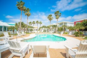 Villa Laguna - Pet Friendly! Beach Gear Credit Included!