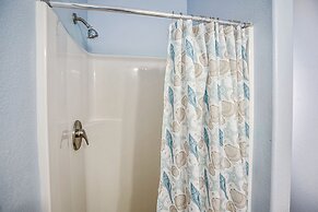 Villa Laguna - Pet Friendly! Beach Gear Credit Included!