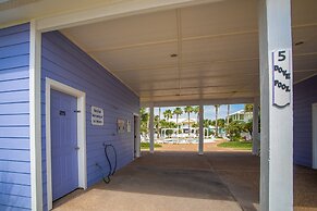 Villa Laguna - Pet Friendly! Beach Gear Credit Included!