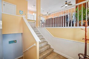 Villa Laguna - Pet Friendly! Beach Gear Credit Included!