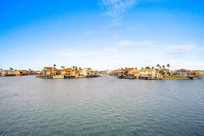 High Tide - Water View and Boat Slip!