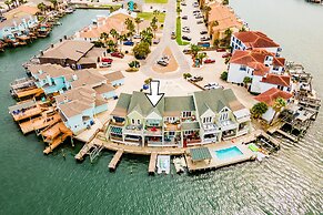 High Tide - Water View and Boat Slip!