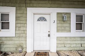 High Tide - Water View and Boat Slip!