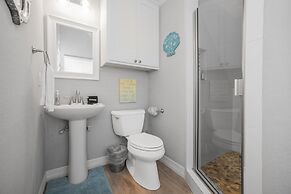 Aqua Dreams - Pet Friendly! Heated Private Pool!