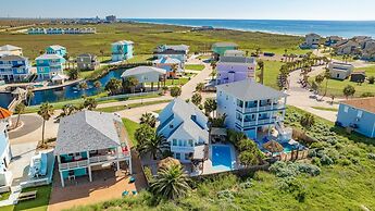 Aqua Dreams - Pet Friendly! Heated Private Pool!