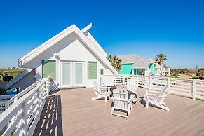 Aqua Dreams - Pet Friendly! Heated Private Pool!