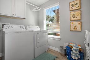 Aqua Dreams - Pet Friendly! Heated Private Pool!