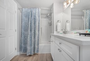 Aqua Dreams - Pet Friendly! Heated Private Pool!