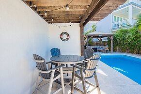 Aqua Dreams - Pet Friendly! Heated Private Pool!